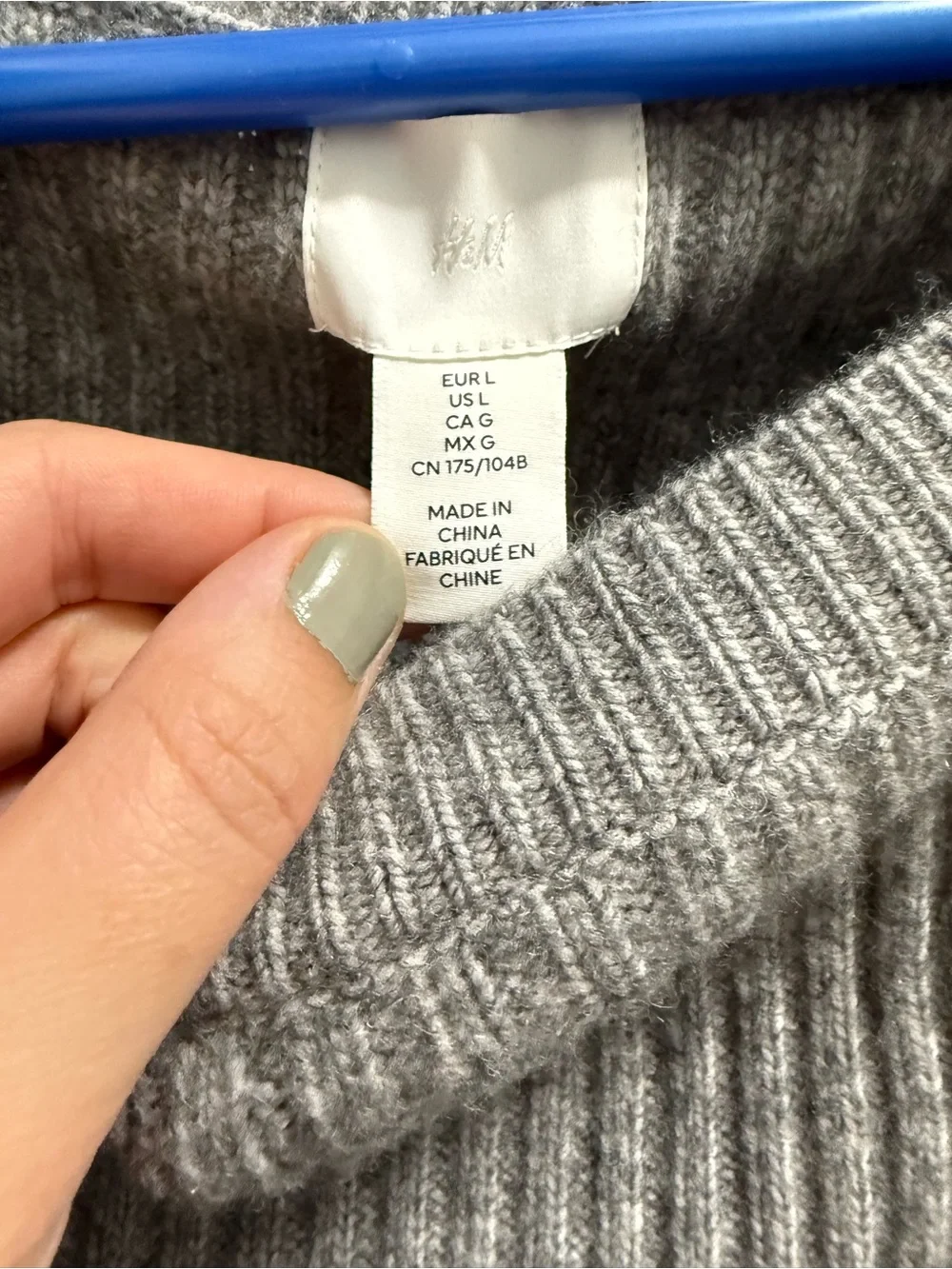 H&M Gray Ribbed Off-the-Shoulder Sweater - Picture 3 of 3